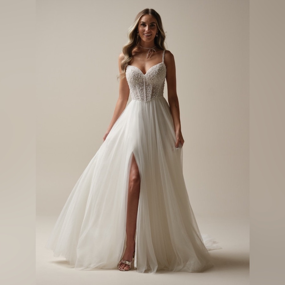 ISO Maggie Sottero Gretchen Wedding Dress